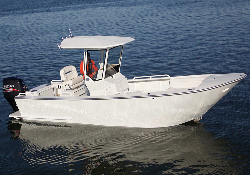 Moore OB 25 white boat in water